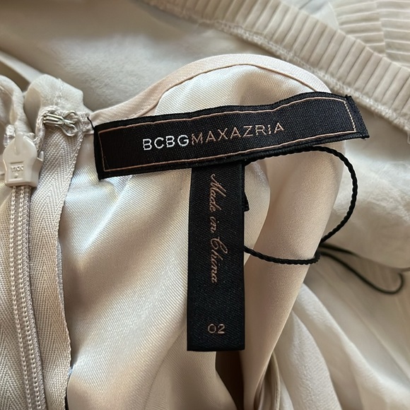 BCBG dress. Contents on pictures. Wool and polyester etc. - Picture 4 of 6